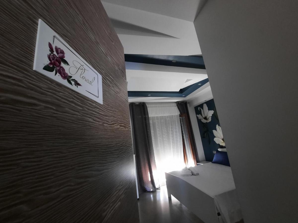 Bed and Breakfast Wisarelax Brusciano Exterior foto